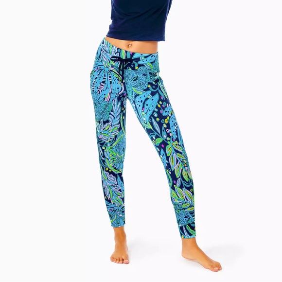 Lilly Pulitzer Pants - LILLY PULITZER upf 50+ island jogger leggings pants M